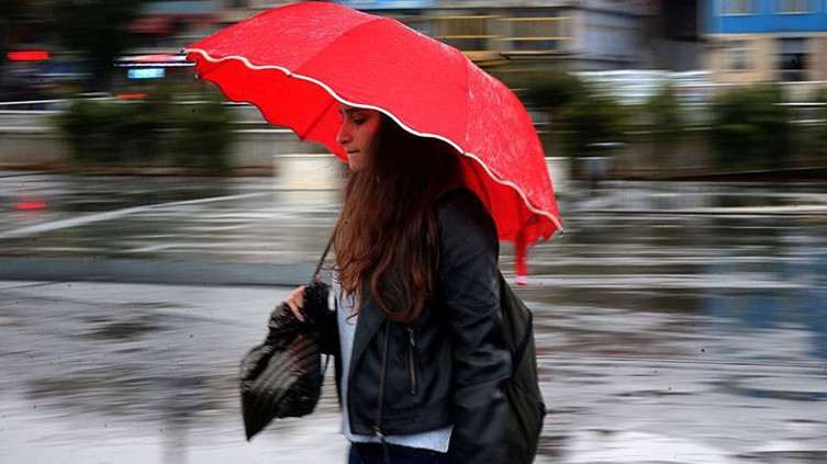 Meteoroloji'den 21 il için kuvvetli yağış uyarısı: Sel ve heyelan riskine dikkat