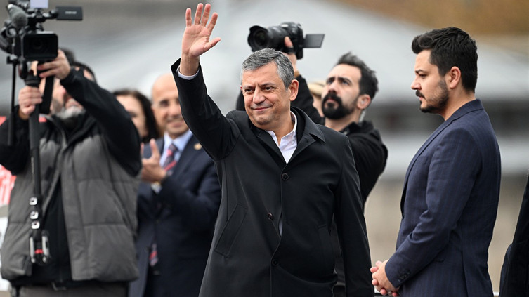 CHP Lideri Özel: Asgari ücret 39 bin lira olmalı, işverene prim desteği şart