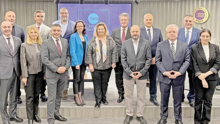 ESİAD stratejik tehditlere dikkat çekti: Hindistan ile Avrupa pazarında çarpışacağız