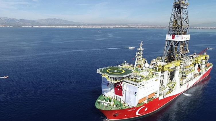 Bakan Bayraktar duyurdu: TPAO, Libya'da petrol ve gaz arayacak