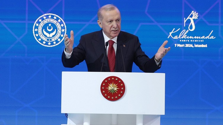 Cumhurbaşkanı Erdoğan: Annelerin doğum izin sürelerini 16 haftadan 24 haftaya çıkarıyoruz