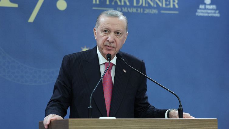 Erdoğan'dan İran savaşı açıklaması: Ateş çemberi genişlemeden yangını söndürmenin derdindeyiz