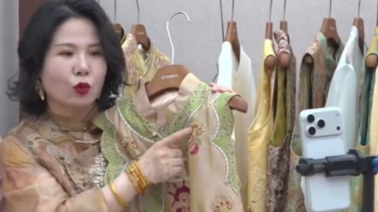 100 dolarla gece pazarında başladı, şimdi yılda 1.5 milyon dolar kazanıyor