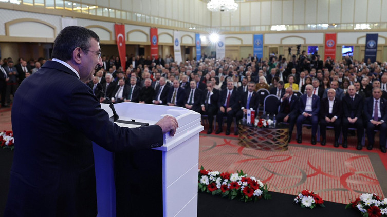 Cumhurbaşkanı Yardımcısı Yılmaz: Kamu personel sistemini daha ileriye taşıyacağız