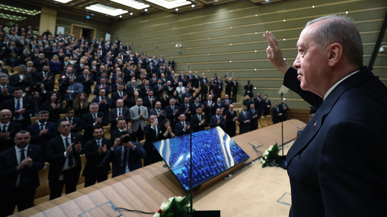 Türkiye 5G'ye geçti! Cumhurbaşkanı Erdoğan'dan ilk mesaj...