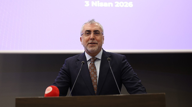 Bakan Işıkhan: Küresel iş gücü değişimini risk değil fırsat olarak görüyoruz