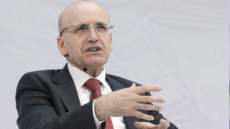 Bakan Şimşek dünyaya seslendi: Seyre tabi olmak yerine iki alana yatırım yapılmalı