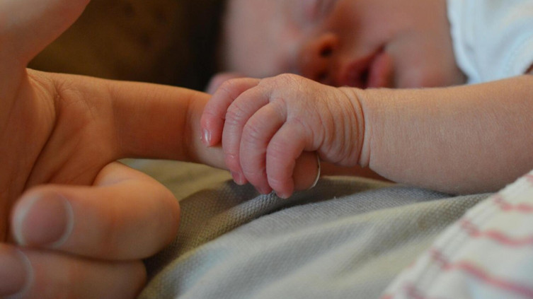 Doğum izni 24 haftaya çıktı: İşte merak edilen 5 soru ve yanıtı...