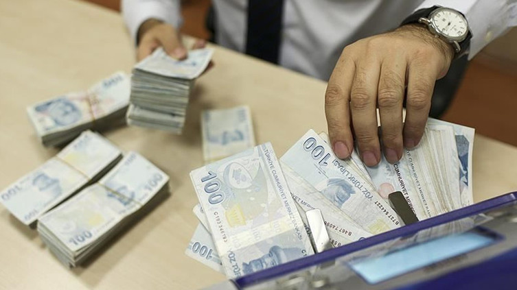 Batık kredilerde 200 milyar liralık devir