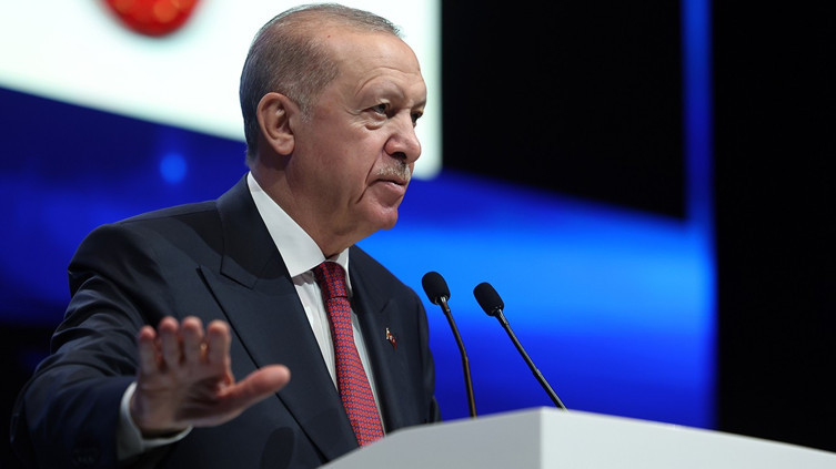 Erdoğan'dan önemli açıklama: Türkiye'de yatırımı destekleyecek düzenlemeler yolda