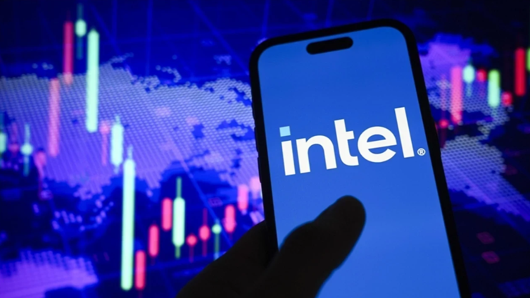 Apple anlaşması Intel'i ateşledi: Hisseler yüzde 9 yükseldi