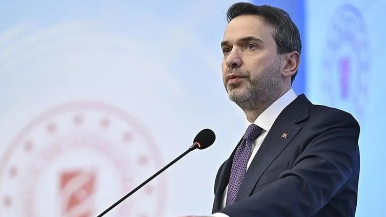 Bakan Bayraktar duyurdu: 2028'de 17 milyon haneye yerli gaz ulaşacak