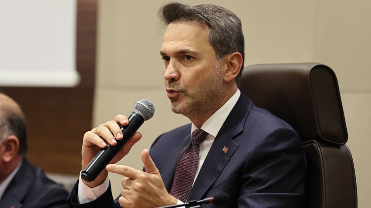 Bayraktar: Enerjide bağımsızlık ekonomik kırılganlıkları azaltacak