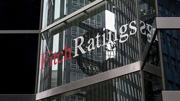 Fitch'ten küresel risk uyarısı: Yapay zeka yatırımları mercek altında