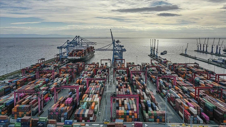 Dış ticaret açığı eylülde yüzde 25,8 azaldı: İhracat 26 milyar dolara yaklaştı