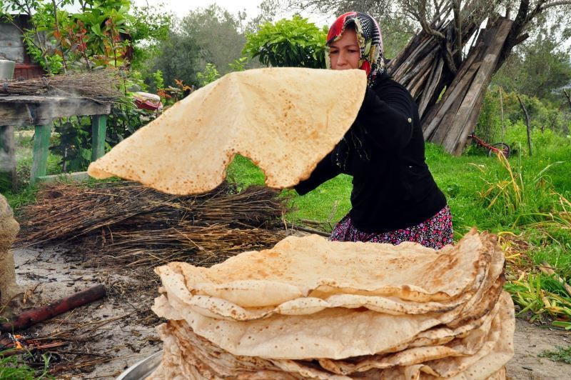 Taste Atlas dünya ekmeklerini sıraladı: Türk yufkası da listede yer aldı - Resim: 4