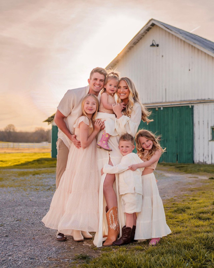 TikTok fenomenlerinin 5.4 milyon dolarlık evi yeniden satışta - Resim: 17