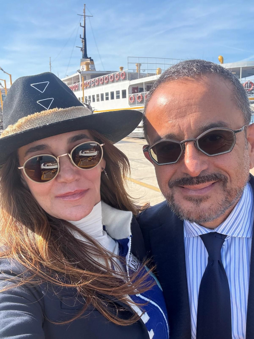 Vuslat Doğan ve Ali Sabancı 29 yıllık evliliklerini sonlandırdı - Resim : 1