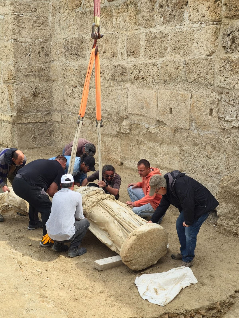 Laodikeia’da 2 metrelik Athena heykeli bulundu - Resim: 4