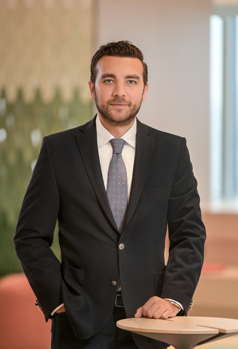 Akbank'ta 2 üst seviye atama - Resim : 1