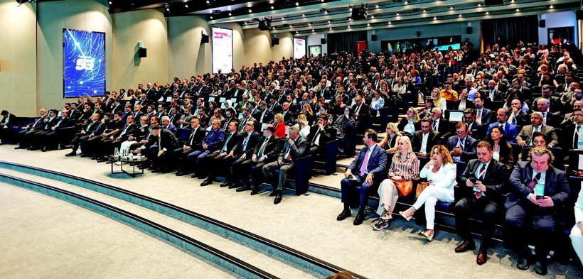 Ulaştırma ve Altyapı Bakanı Abdulkadir Uraloğlu: Türkiye’yi dijital koridorların merkezine yerleştireceğiz - Resim : 3