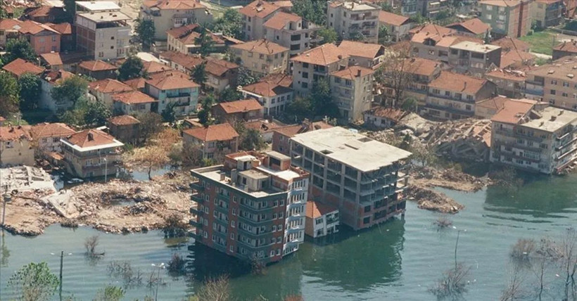 Naci Görür'den 17 Ağustos'un yıl dönümünde çarpıcı uyarı: Büyük bir deprem olacak ve binlerce insan ölecek - Resim: 6