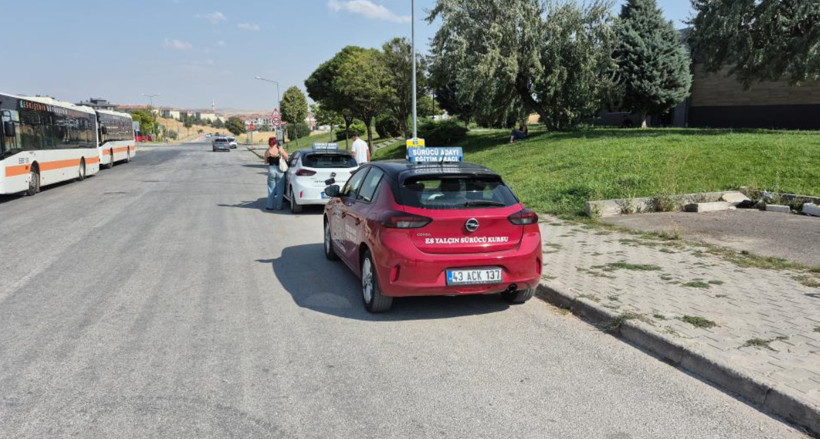 Ehliyet sınavında ezber dönemi bitiyor: Adayları zorlu parkur bekliyor - Resim: 4