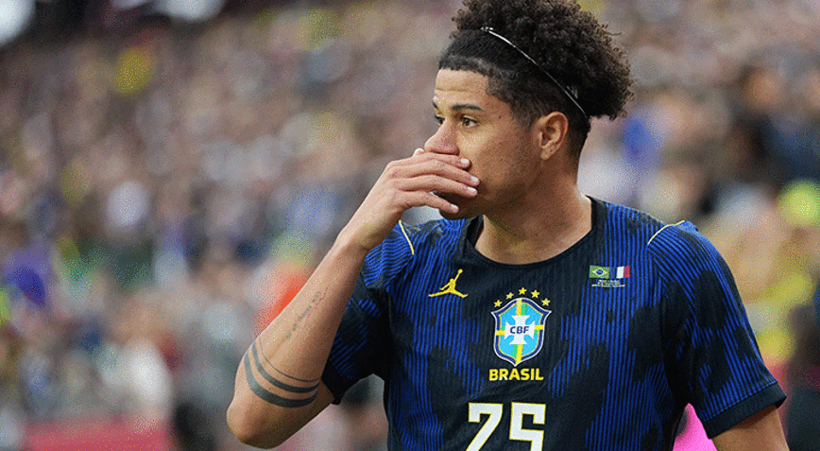 Galatasaray sakatlığı duyurdu: Yıldız futbolcu tedaviye alındı - Resim : 1