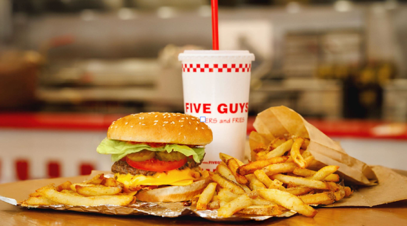 Türkiye'ye gelmeyi planlayan fast food zinciri şubelerini kapatıyor - Resim: 1