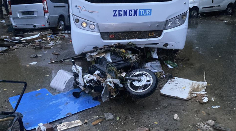 İstanbul'da selin ardından hasar gün ağarınca ortaya çıktı - Resim: 3