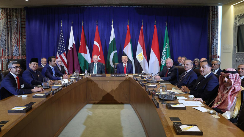 Kritik Gazze zirvesi sona erdi! Erdoğan ve Trump yan yana - Resim : 1