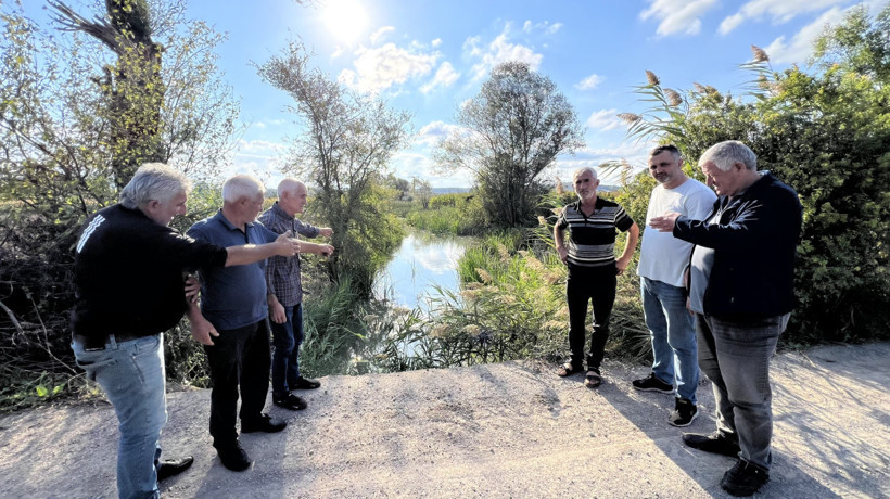 Ferizli’de fabrika atıkları isyanı: Balıklar öldü, mahsuller zarar gördü - Resim : 2