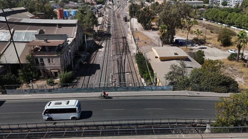 James Bond'un çekildiği köprü yıkılıyor - Resim: 3