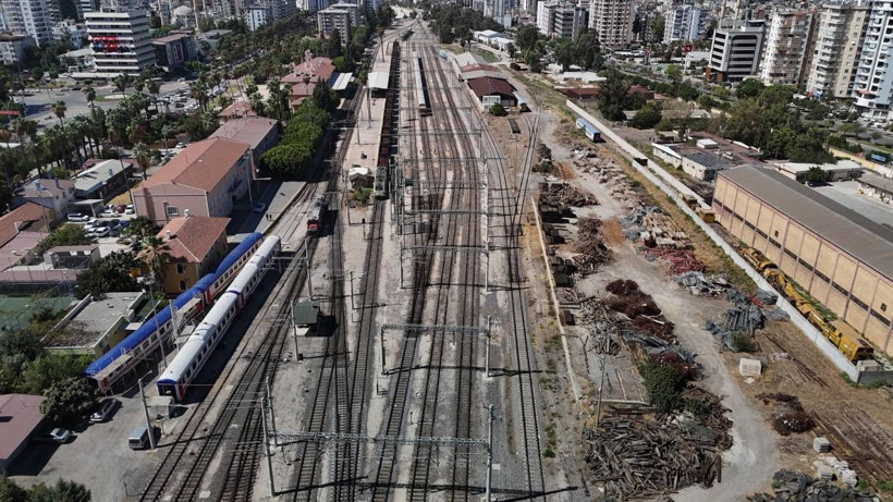 James Bond'un çekildiği köprü yıkılıyor - Resim: 2