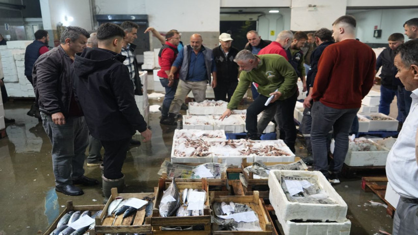 Kasalar kapışıldı, en çok o balık satıldı - Resim: 1