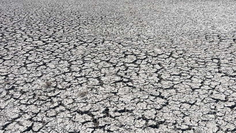 Eğirdir Gölü ikiye bölündü: “Yedi renkli göl” çığlık atıyor - Resim: 5