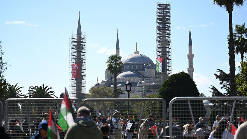 Türkiye’den Gazze’ye destek: Binler meydanlarda - Resim: 2