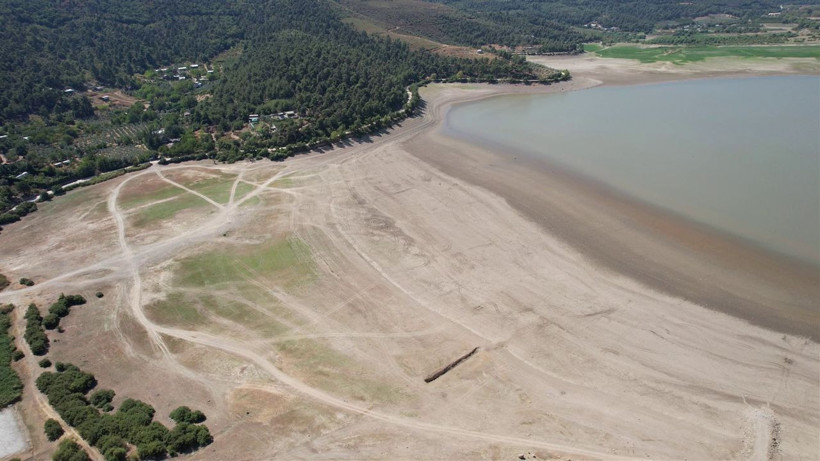 Bursa’da iki barajda su bitti: Tarım arazileri kuraklığın pençesinde - Resim: 1