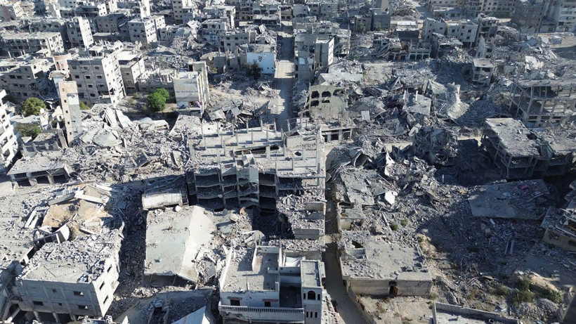 Gazze’nin güneyinde ateşkes sonrası acı manzara: Han Yunus’taki yıkım havadan görüntülendi - Resim: 15