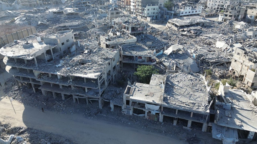 Gazze’nin güneyinde ateşkes sonrası acı manzara: Han Yunus’taki yıkım havadan görüntülendi - Resim: 10