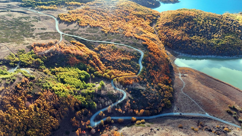 Bitlis’te kartpostallık manzara: Nemrut Krater Gölü’nde renk cümbüşü - Resim: 5