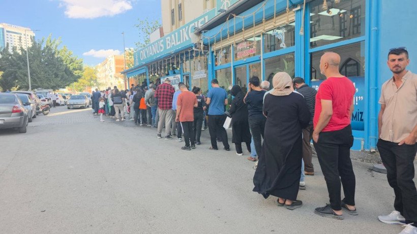 5 ton getirtti, kilosunu 35 TL'den sattı, kuyruk oluştu - Resim: 3