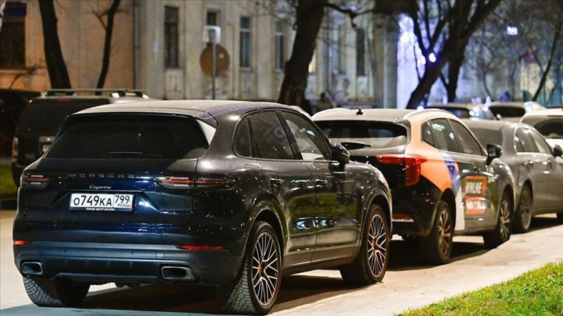 Rusya’da yüzlerce Porsche çalışmaz hale geldi - Resim: 5