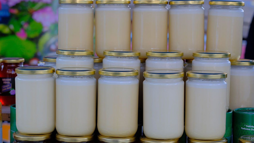 Görenler şaşırıyor, tadanlar vazgeçemiyor: Beyaz bal merak uyandırıyor - Resim: 4