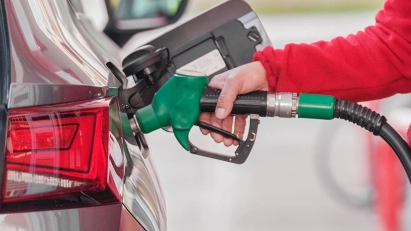 Akaryakıtta daha önce hiç görülmemiş indirim: Petrol düştü, gözler tabelada - Resim: 3