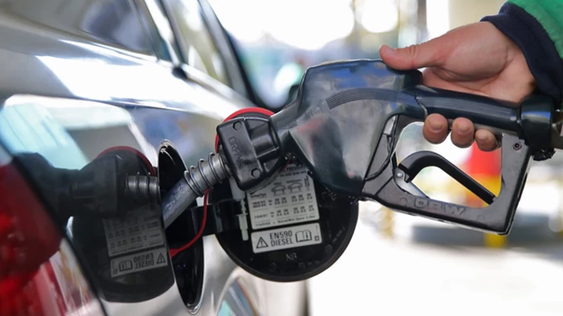 Akaryakıtta daha önce hiç görülmemiş indirim: Petrol düştü, gözler tabelada - Resim: 9