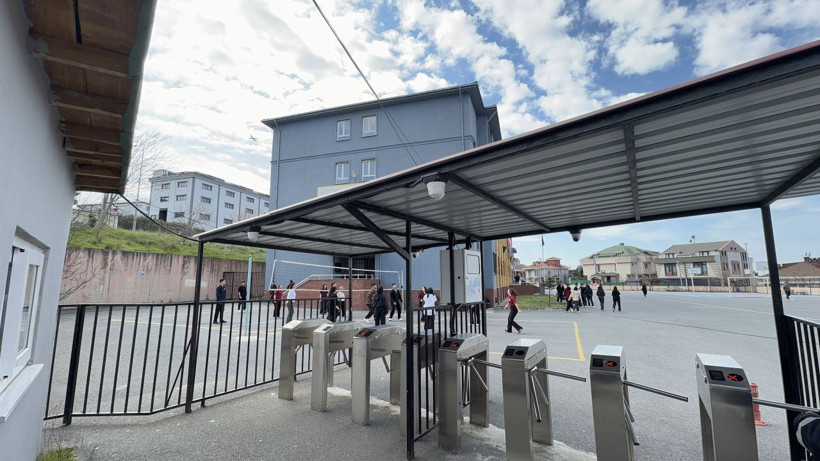 Okullarda yeni güvenlik dönemi: Öğrenci girişinde aileye anlık fotoğraflı bildirim gidiyor - Resim: 1