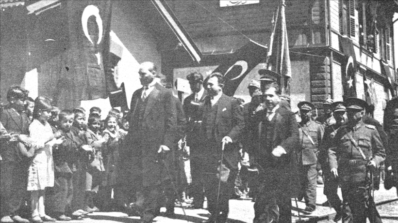 Esaretten &ouml;zg&uuml;rl&uuml;ğe: 23 Nisan! T&uuml;rkiye Cumhuriyeti'nin 106 yıllık gururu - Resim : 5