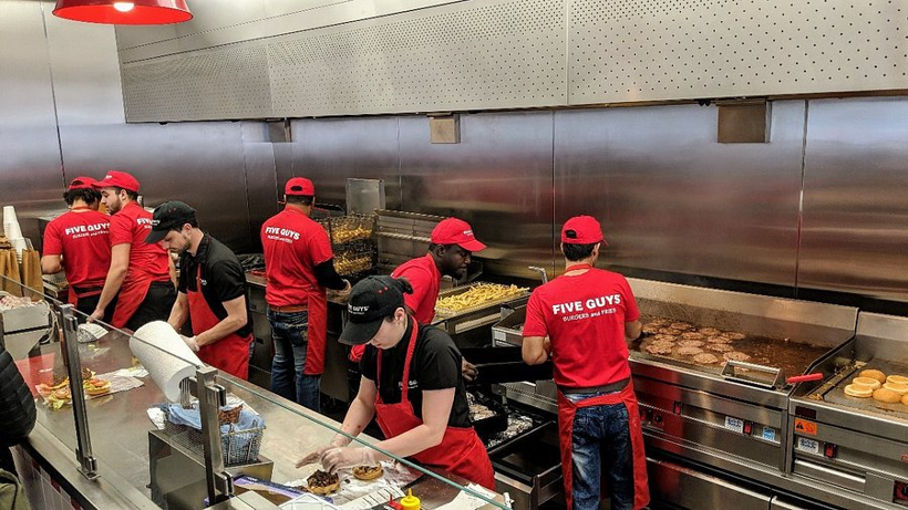 Türkiye'ye gelmeyi planlayan fast food zinciri şubelerini kapatıyor - Resim: 10