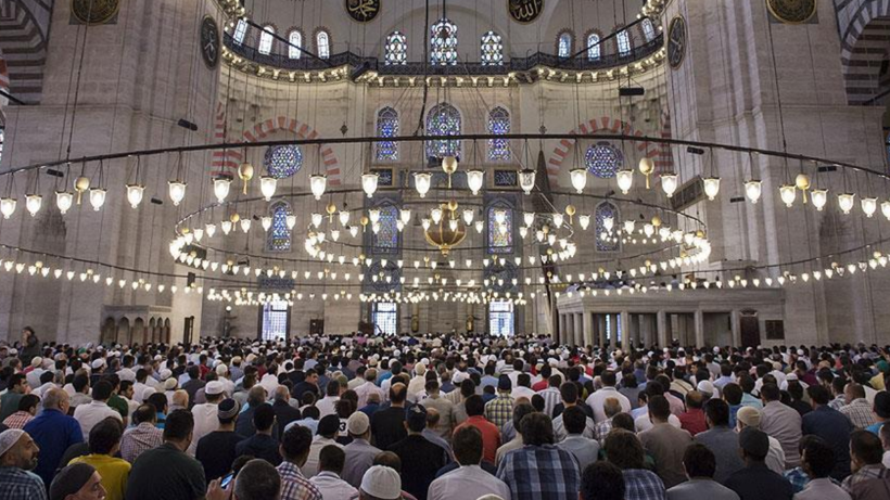 BAYRAM NAMAZI SAATİ: 2026 Kurban Bayramı namazı saat kaçta? İl il namaz vakti... - Resim: 1